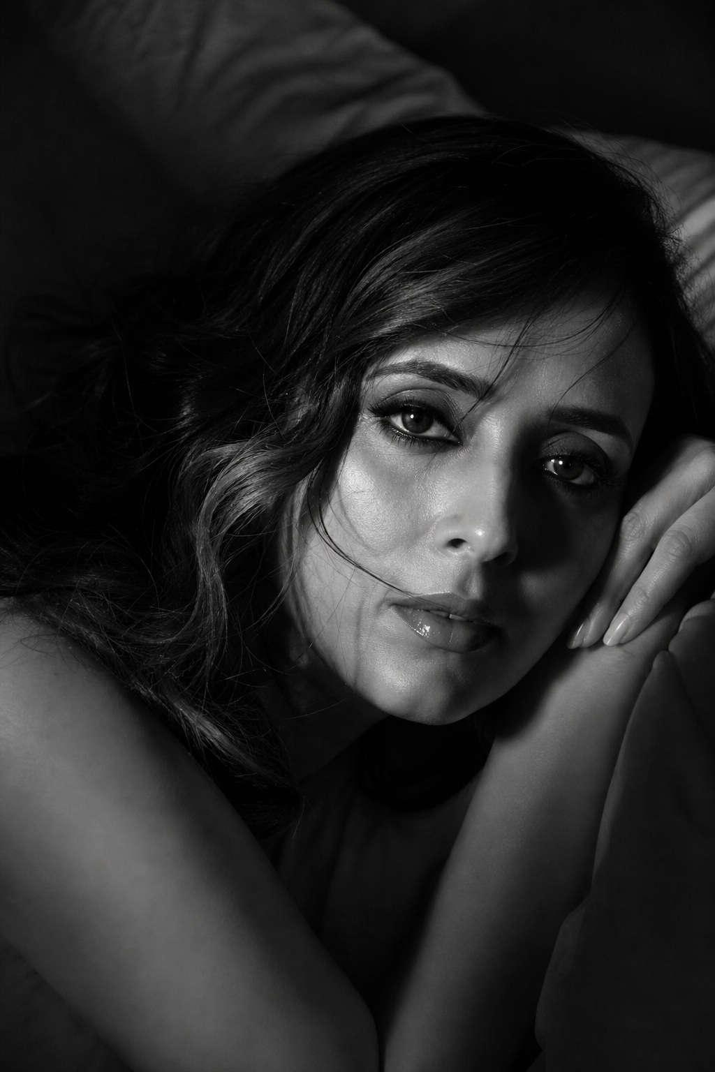 Sonali Pingle expressive eyes – film actress closeup